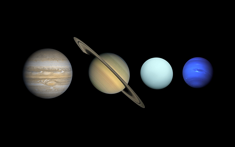 مشخصات سیارات گازی منظومه شمسی