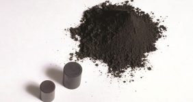 سوخت هستهای که به شکل قرص و پودر درآمده است